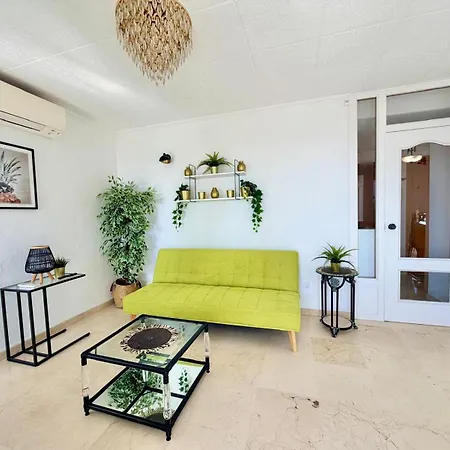 Apartment Parque Europa Levante R182 *